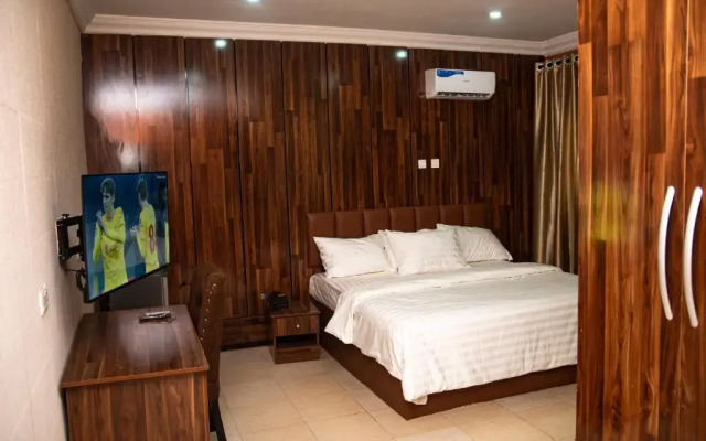 Enland Suites & Apartments