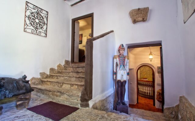 Casa Palaciega El Cuartel