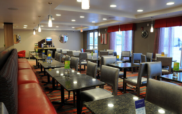 Chateau Inn & Suites Bonnyville