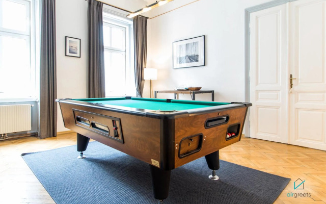 Spacious And Extraordinary Vienna Apartment