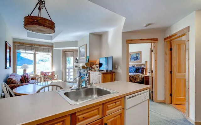 Tucker Mountain at Center Village by Copper Mountain Lodging