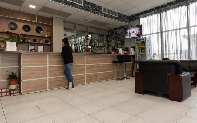 City Hotel