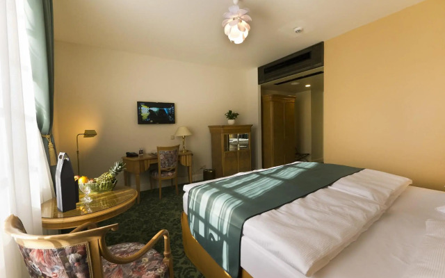 Grandhotel AMBASSADOR National House