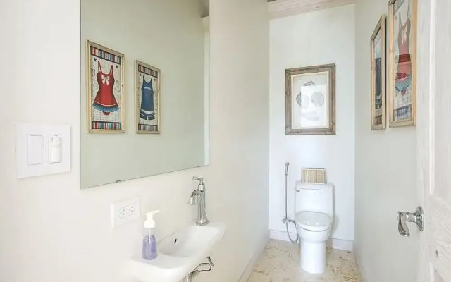 Wild Orchid 3BR by Eleuthera Vacation Rentals