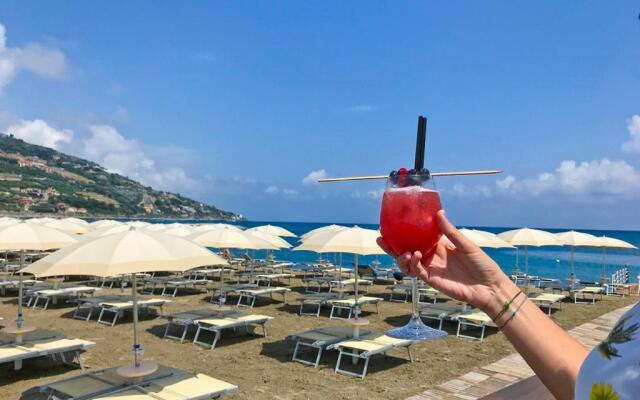 Aregai Marina Hotel & Residence