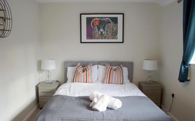 Terrance House, modern, spacious