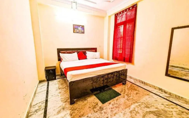 OYO Flagship 700452 Hotel Moonshine