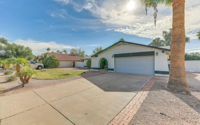 12 Mi to Old Town: Home w/ Patio & Yard Space