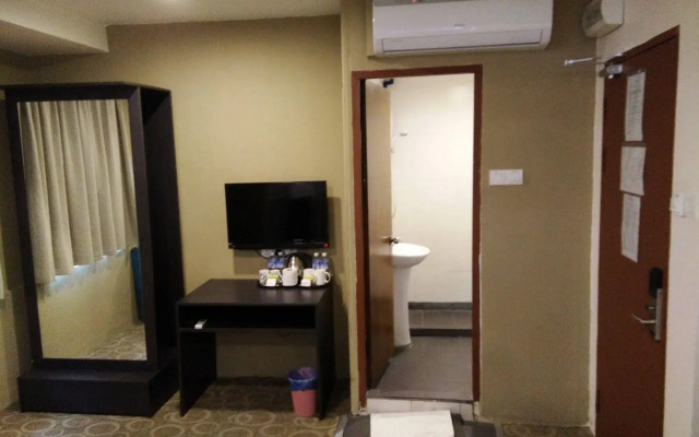 Lucky 11 Hotel