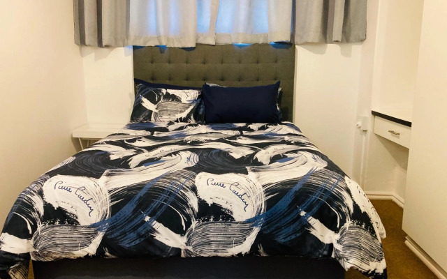 605 Tenbury Beach Apartment