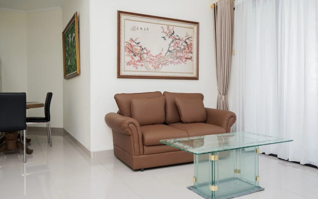 Homey 3Br Kondominium Golf Karawaci Apartment