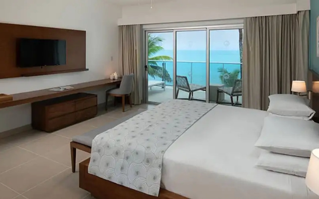 Imperial Suite 2 Bedroom Ocean View With Kitchen