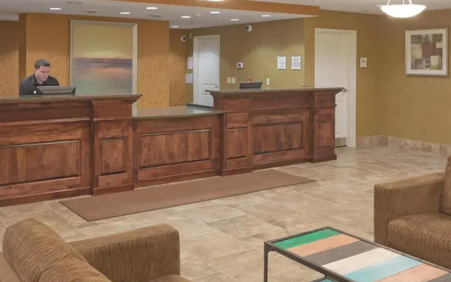 La Quinta Inn & Suites Minot