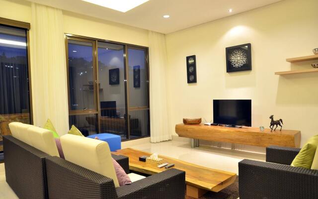 Hikari Hill View 7BR Villa with a Private Pool