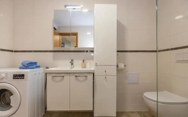 Amazing home in Ploce w/ WiFi and 3 Bedrooms