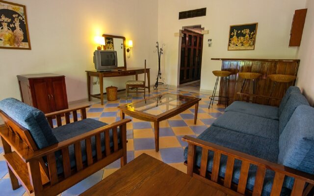 Hotel Holguin - All Inclusive +16