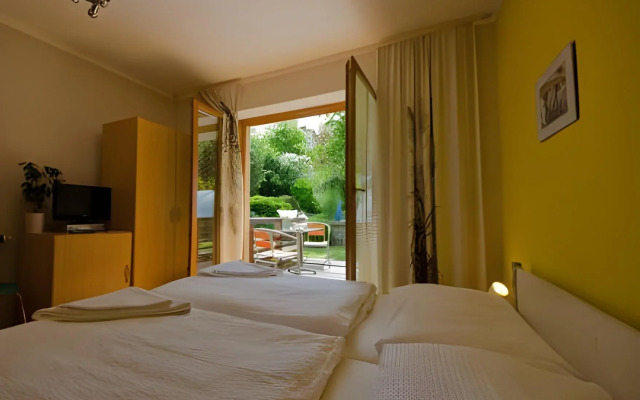 Hotel Garni Pod Skalkou