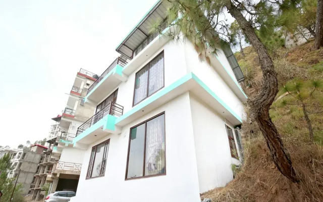 OYO 13878 Home Spacious 3BHK Kumarhatti