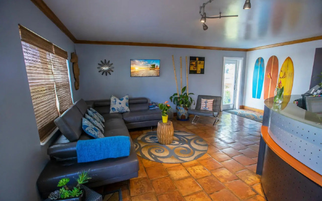 Hollywood Beach Suites