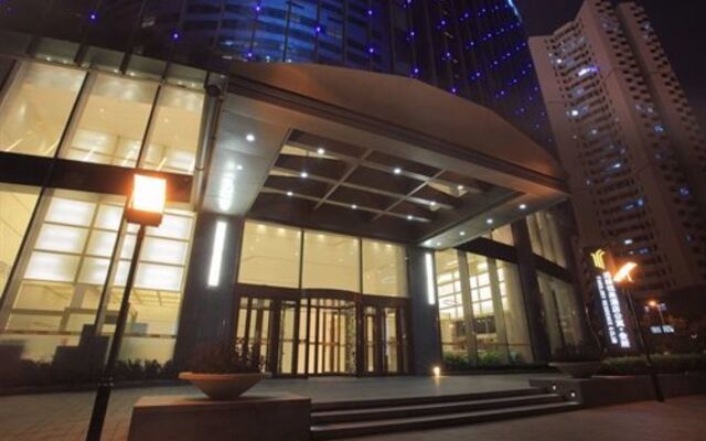 Grand Madison Qingdao Harbour-view Central（Former Qingdao Farglory Hotel）