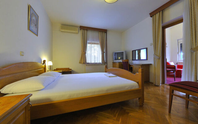 Hotel Sucevic Garni