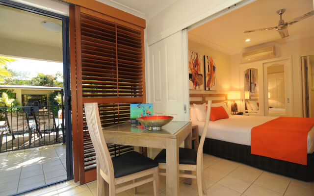 Meridian Port Douglas - Adults only