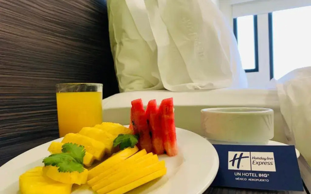 Holiday Inn Express Mexico Aeropuerto by IHG