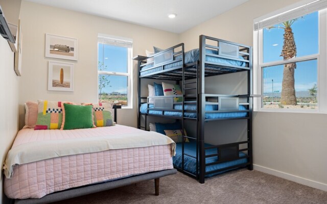 Desert Oasis 3 Bedroom Condo