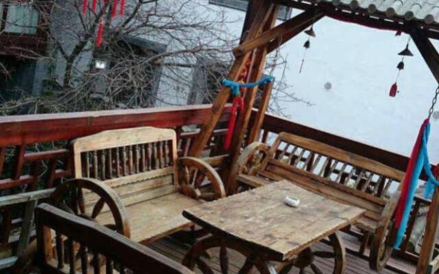 Xiehou Shiguang Inn