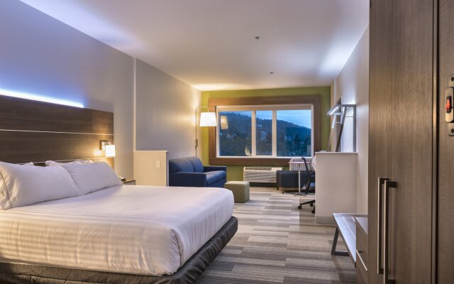 Holiday Inn Express & Suites Victoria - Colwood by IHG