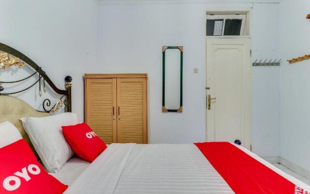 OYO 90014 Green House Cipanas