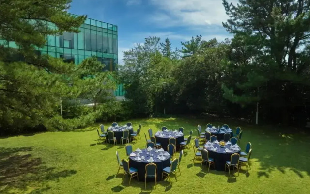 We Hotel Jeju
