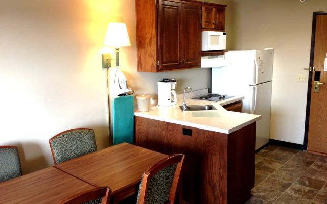 Extended Stay Airport