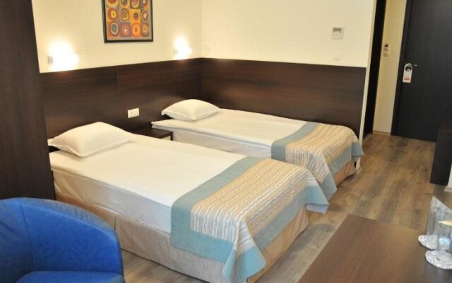 Hotel Burgas Free University