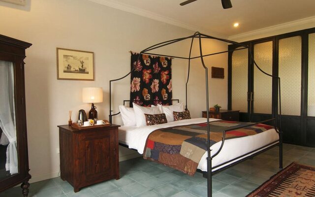 Brown Feather Hotel