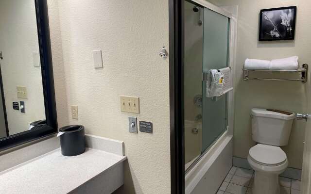 Best Western Plus Inn of Hayward