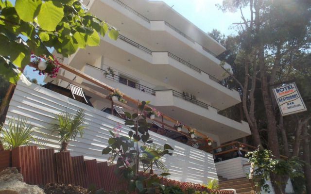 Hotel Sunrays