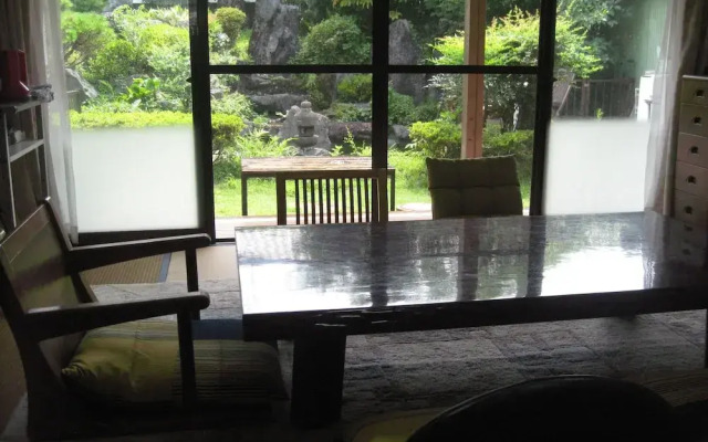 Guesthouse FUKIAESU