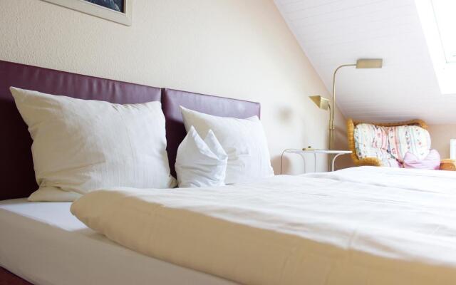 Hotel am Flugplatz B&B