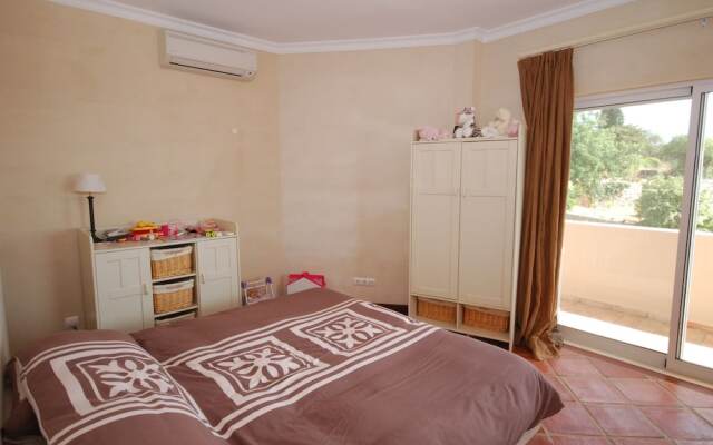 Lavish Villa With Private Swimming Pool