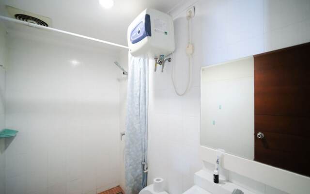 Strategic Studio Apartment At High Point Serviced