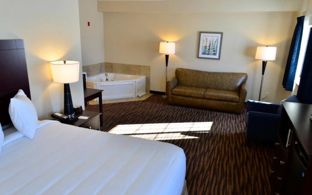 Cobblestone Inn & Suites - Holstein
