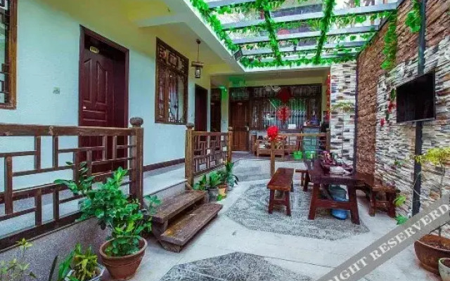 Two Cattle Inn Lijiang