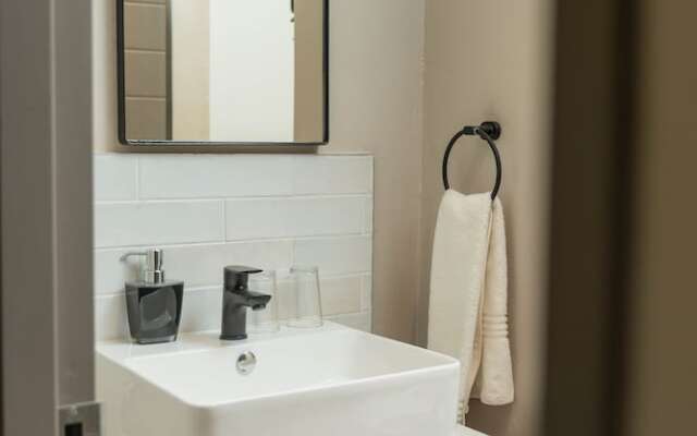 BlackBrick Bedfordview ApartHotel