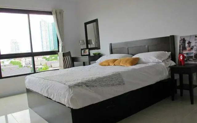 Double Two @ Sathorn