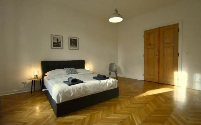 Apartament pod Zamkiem 8os.