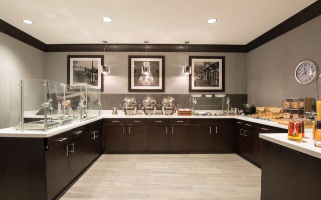 DoubleTree by Hilton Schenectady