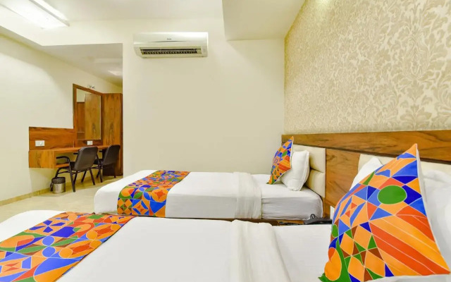 Fabhotel Hill Park