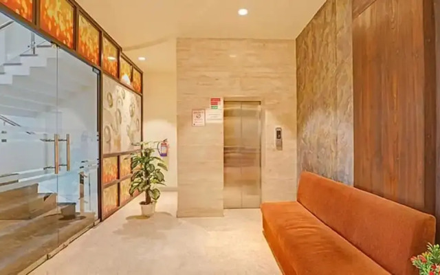 Fabhotel Sam Inn