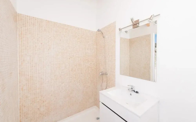 Pegaso in Campanet With 4 Bedrooms and 2 Bathrooms